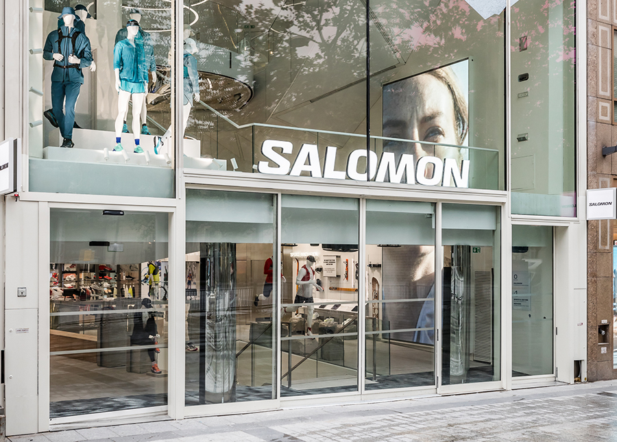 Salomon abre una nueva tienda en los Campos Elíseos de París post thumbnail image